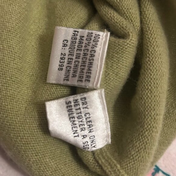 Women's Green Cashmere Sweater (Small) - Picture 3 of 3